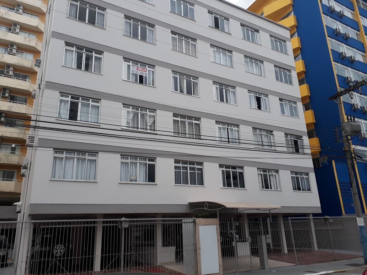 Otimo Apto. 180 Metros Da Praia Balneário Camboriú Kültér fotó
